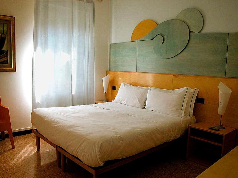 Affittacamere Tonino Basso Vernazza Phòng bức ảnh